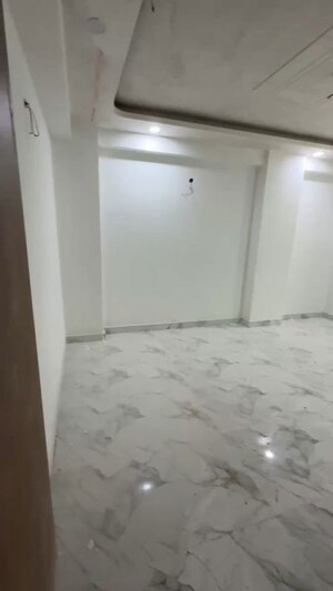 Room in 3 BHK Builder Floor at Mehrauli – for Sale
