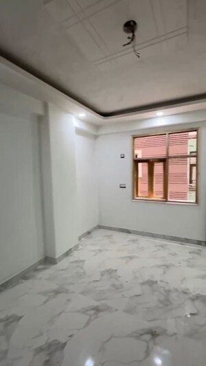 Room in 3 BHK Builder Floor at Mehrauli – for Sale