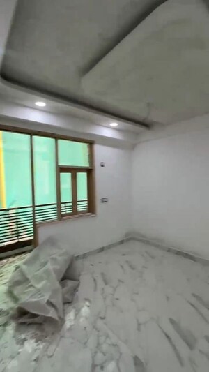 Room in 3 BHK Builder Floor at Mehrauli – for Sale