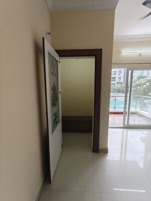 Room in 3 BHK Apartment at Abhinav Heights, Manikonda – for Rent