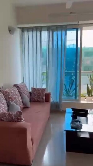 2 BHK Apartment For Rent in Dosti Flamingos, Parel