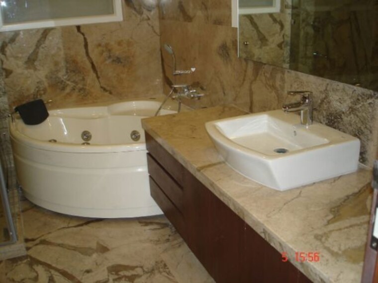 Bathroom, geetanjali enclave 4 Bedroom 4500 Sq.Ft. Builder Floor In Geetanjali Enclave Delhi 10389098