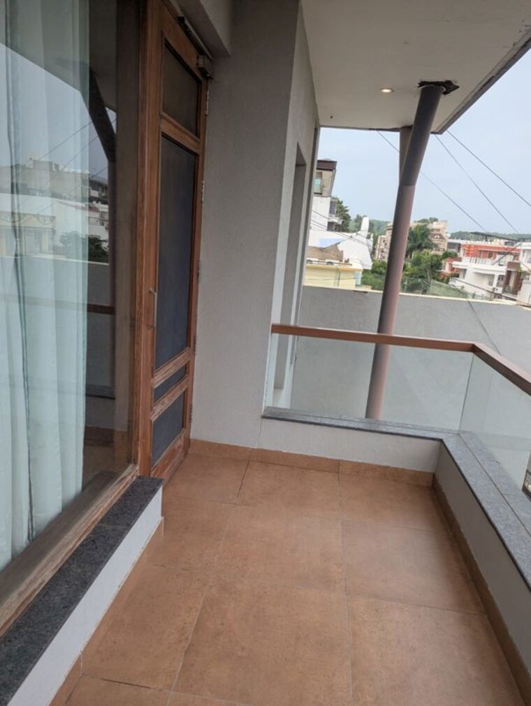 Balcony, sector 4 2 Bedroom 1500 Sq.Ft. Builder Floor In Sector 4 Panchkula 10564971