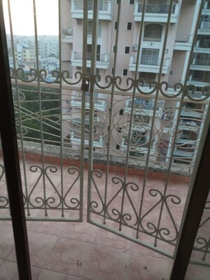 Terrace in 2 BHK Apartment at Erandwane – for Rent