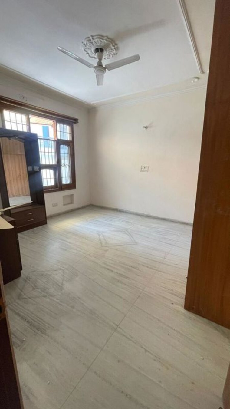Hall, sector 4 2 Bedroom 1500 Sq.Ft. Builder Floor In Sector 4 Panchkula 10565012