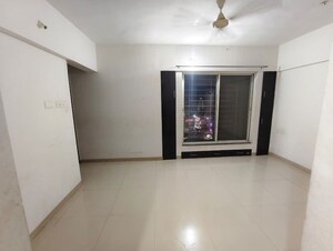 Room in 2 BHK Apartment at Mantra Ira, Undri – for Rent