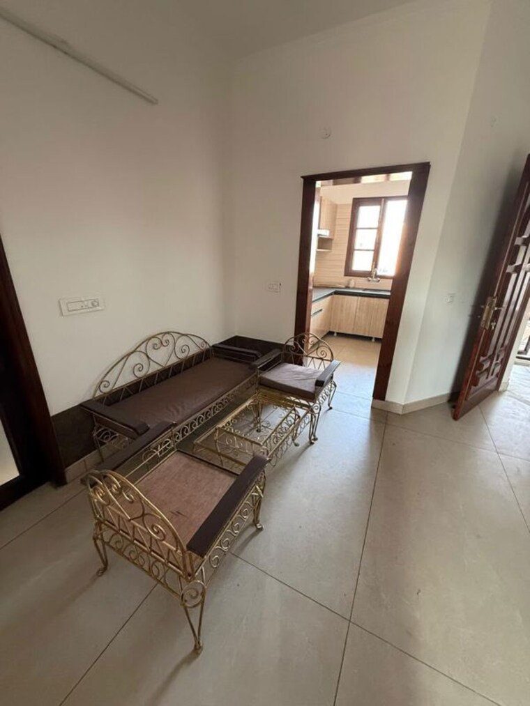 Living Room, sector 4 2 Bedroom 1500 Sq.Ft. Builder Floor In Sector 4 Panchkula 10565040