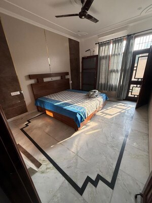 Bedroom in 2 BHK Builder Floor at Sector 4 – for Rent