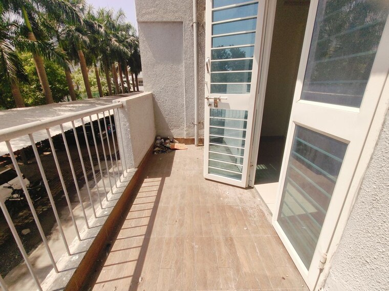 Balcony, panama-silver-stone 3 Bedroom 1400 Sq.Ft. Apartment In Handewadi Pune 10388942