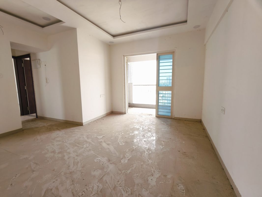 2 BHK Apartment For Sale in Panama Silver Stone