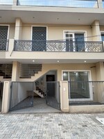 4 BHK 100 Sq.Yd. Villa in Bhago Majra Road