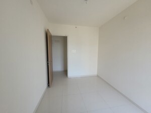 Room in 3 BHK Apartment at Godrej Emerald, Ghodbunder Road – for Rent