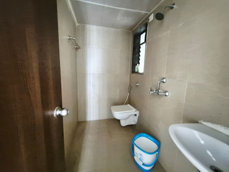 Bathroom, runwal-my-city-phase-ii-cluster-05 2 Bedroom 576 Sq.Ft. Apartment In Dombivli East Thane 10565076
