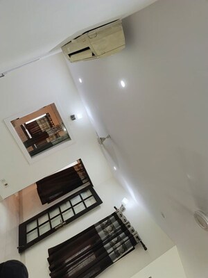 1 BHK Builder Floor For Rent in Naraina