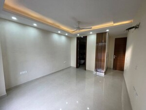 Room in 3 BHK Apartment at Ireo Victory Valley, Sector 67 – for Sale