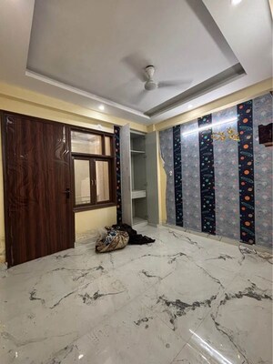 Room in 1 BHK Builder Floor at Chattarpur – for Rent