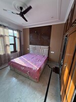 1 BHK + Store Room 800 Sq.Ft. Builder Floor in Sector 8