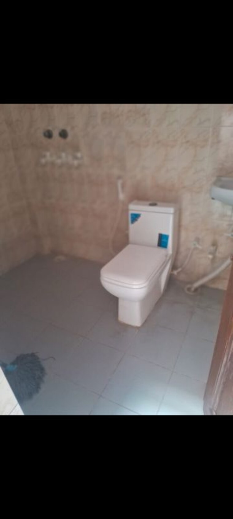 Bathroom, sector 19 2 Bedroom 1250 Sq.Ft. Builder Floor In Sector 19 Noida 10565071