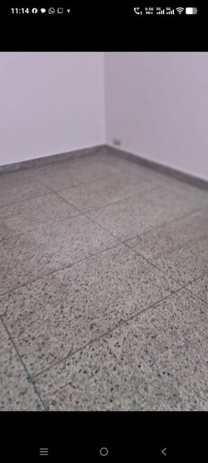 Room in 2 BHK Builder Floor at Sector 19 – for Rent