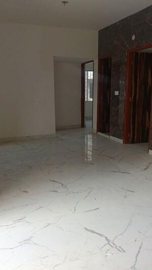 Room in 2 BHK Apartment at Sunshine Enclave New Town, New Town – for Sale