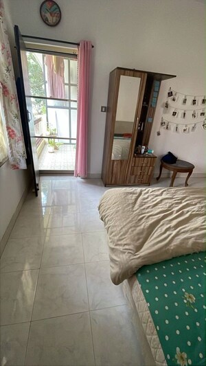 Bedroom in 2 BHK Apartment at Jayamahal Extn – for Rent