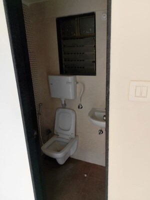 Bathroom in 1 BHK Apartment at Bhoomi Samarth, Goregaon East – for Sale