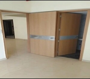 Room in 1 BHK Apartment at Parel – for Rent