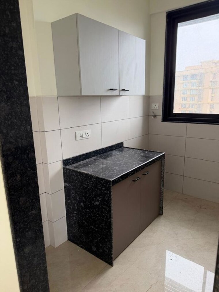 Kitchen, kl-astoria 2 Bedroom 660 Sq.Ft. Apartment In Bandra West Mumbai 10565111