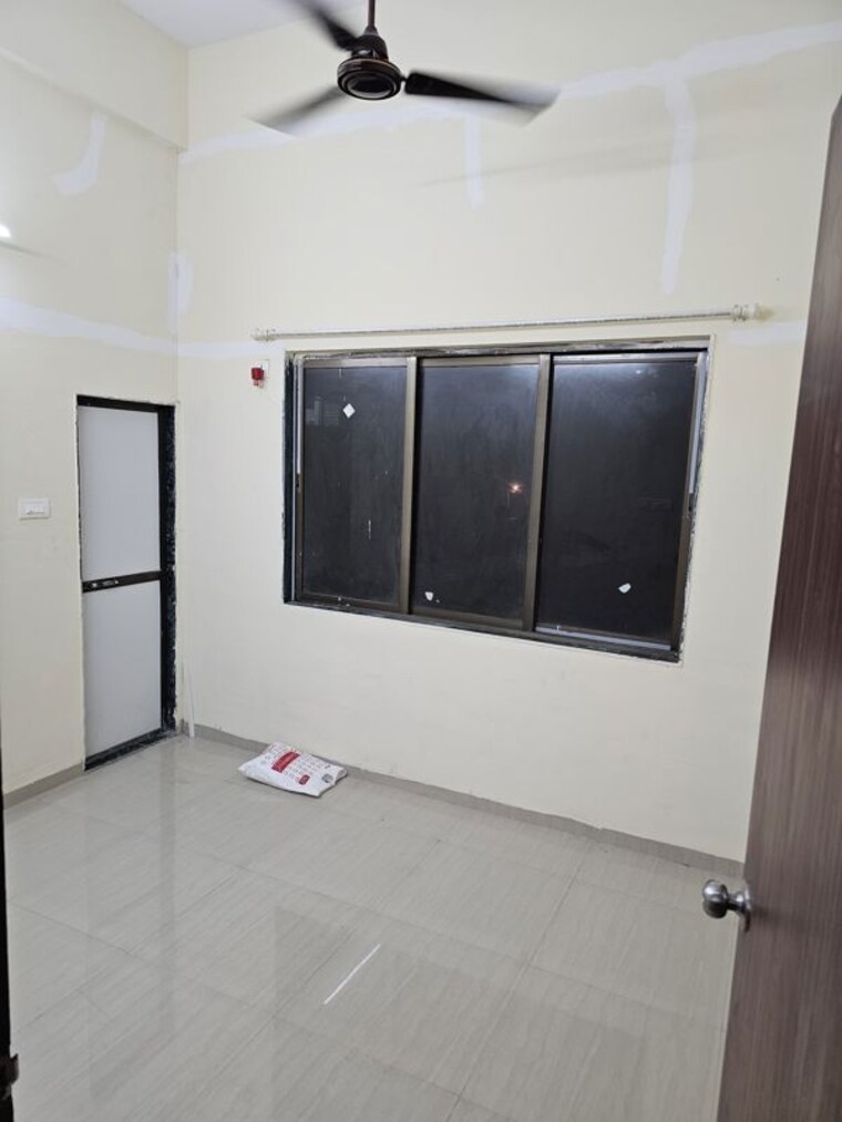 Room, wadia colony 2 Bedroom 850 Sq.Ft. Apartment In Wadia Colony Mumbai 10565157