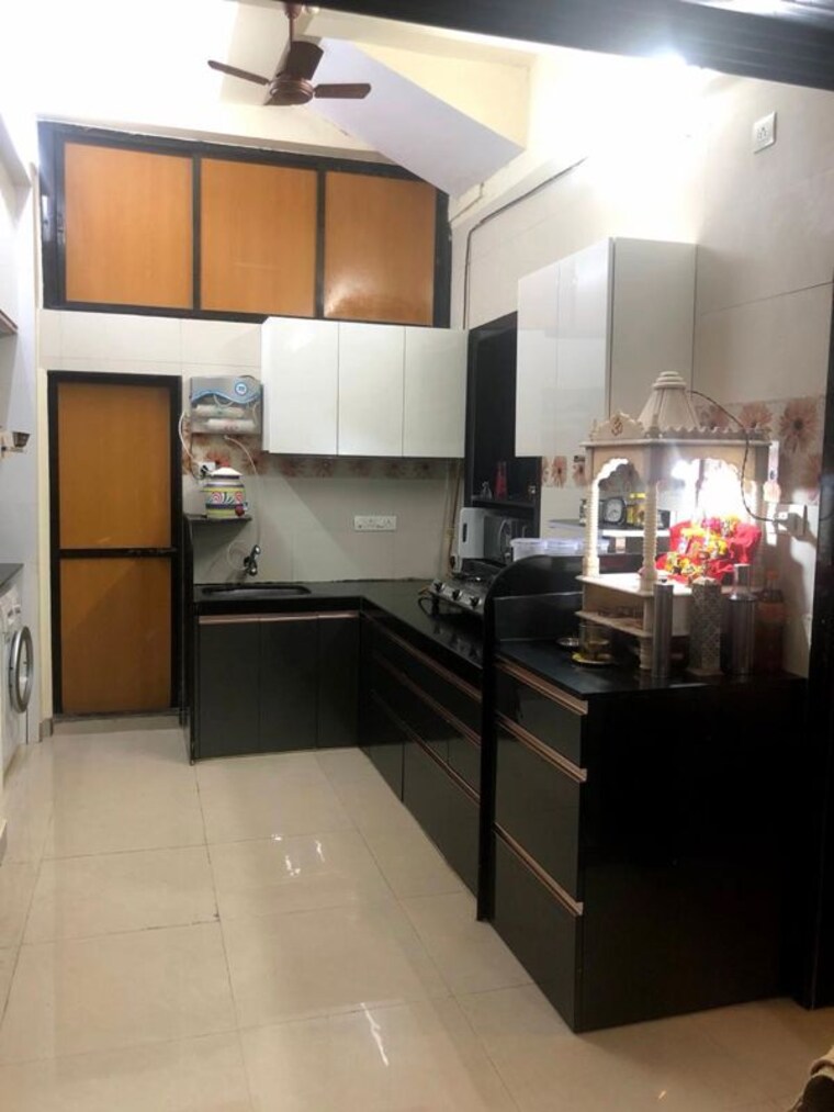 Kitchen, dadar west 1 Bedroom 500 Sq.Ft. Apartment In Dadar West Mumbai 10565173