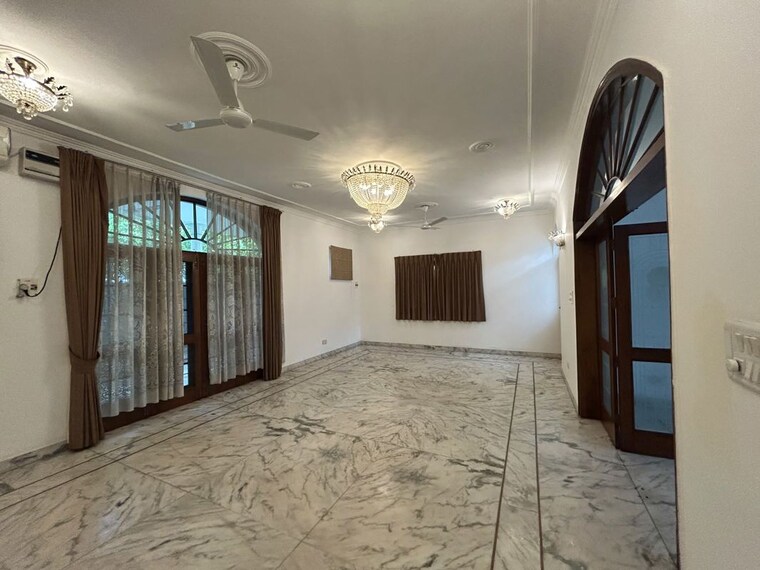Bedroom, vasant kunj 4 Bedroom 3000 Sq.Ft. Villa In Vasant Kunj Delhi 10565184