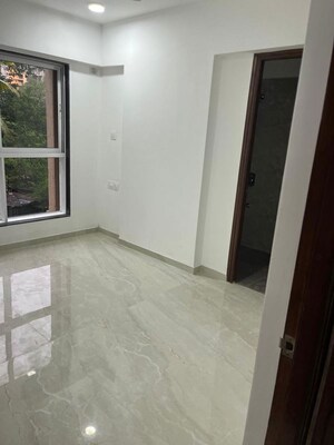 Room in 3 BHK Apartment at Infinity Paradise CHS, Goregaon West – for Rent