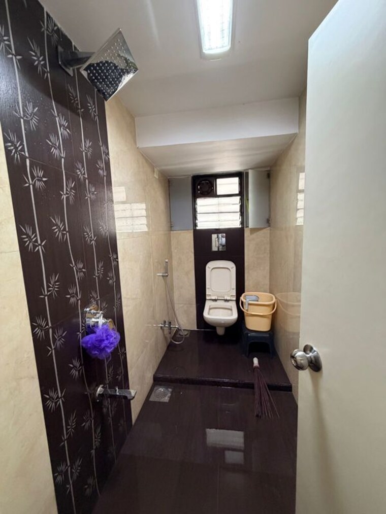 undefined, nirvan-apartment 2.5 Bedroom 1000 Sq.Ft. Apartment In Khar West Mumbai 10565199