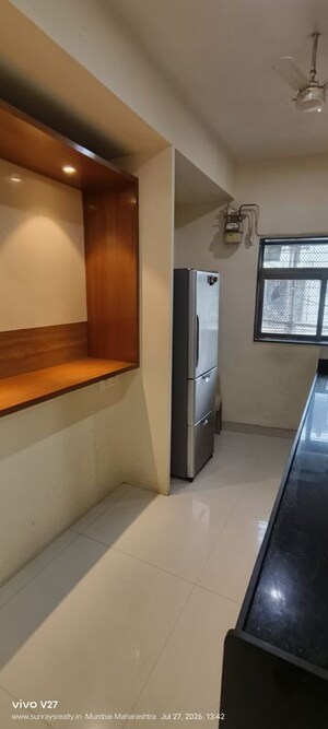 Furnished Amenities in 2 BHK Apartment at Prabhadevi – for Rent