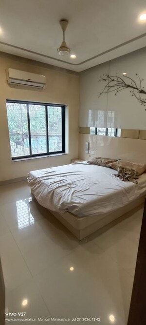 Bedroom in 2 BHK Apartment at Prabhadevi – for Rent