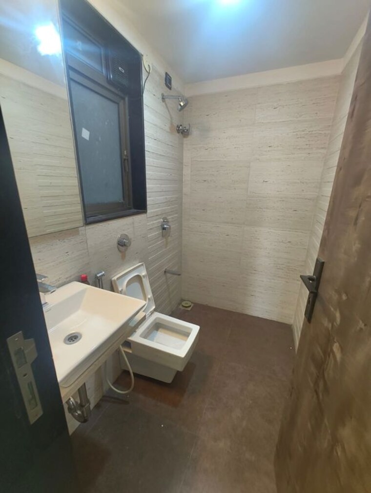 Bathroom, shiv-shakti-tower-28 2 Bedroom 856 Sq.Ft. Apartment In Malad East Mumbai 10565223