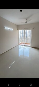 1225 Sq.Ft. Apartment in Mahagun My Woods
