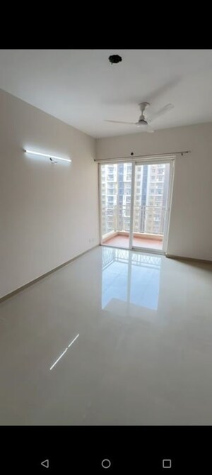  Apartment For Rent in Mahagun My Woods, Sector 16c Greater Noida