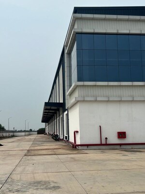  Warehouse – Exterior View View at Sampla - for Rent