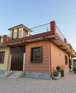 4 BHK Independent House For Sale in Jankipuram