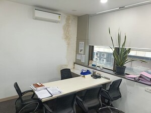  Office Space For Rent in Platinum Techno Park, Vashi Sector 30