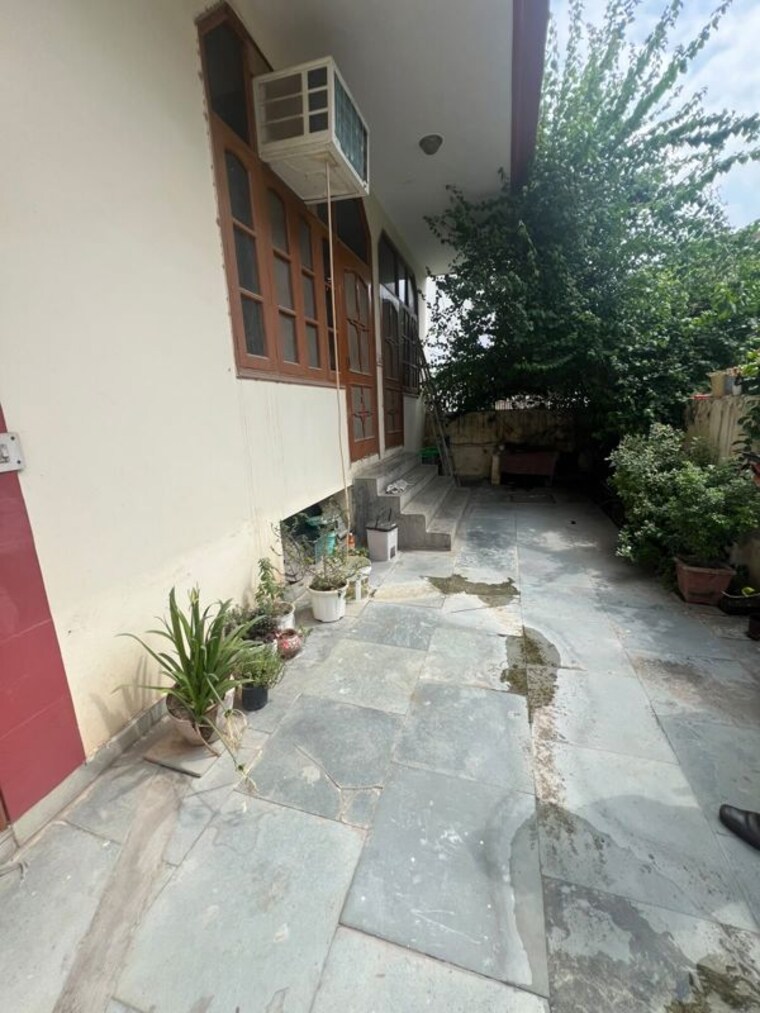 Exterior View, sector 21 3.5 Bedroom 215 Sq.Yd. Independent House In Sector 21 Gurgaon 10565259