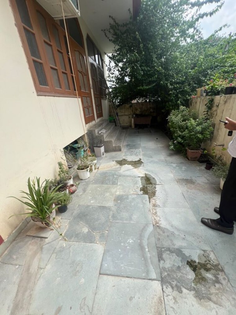 Exterior View, sector 21 3.5 Bedroom 215 Sq.Yd. Independent House In Sector 21 Gurgaon 10565259