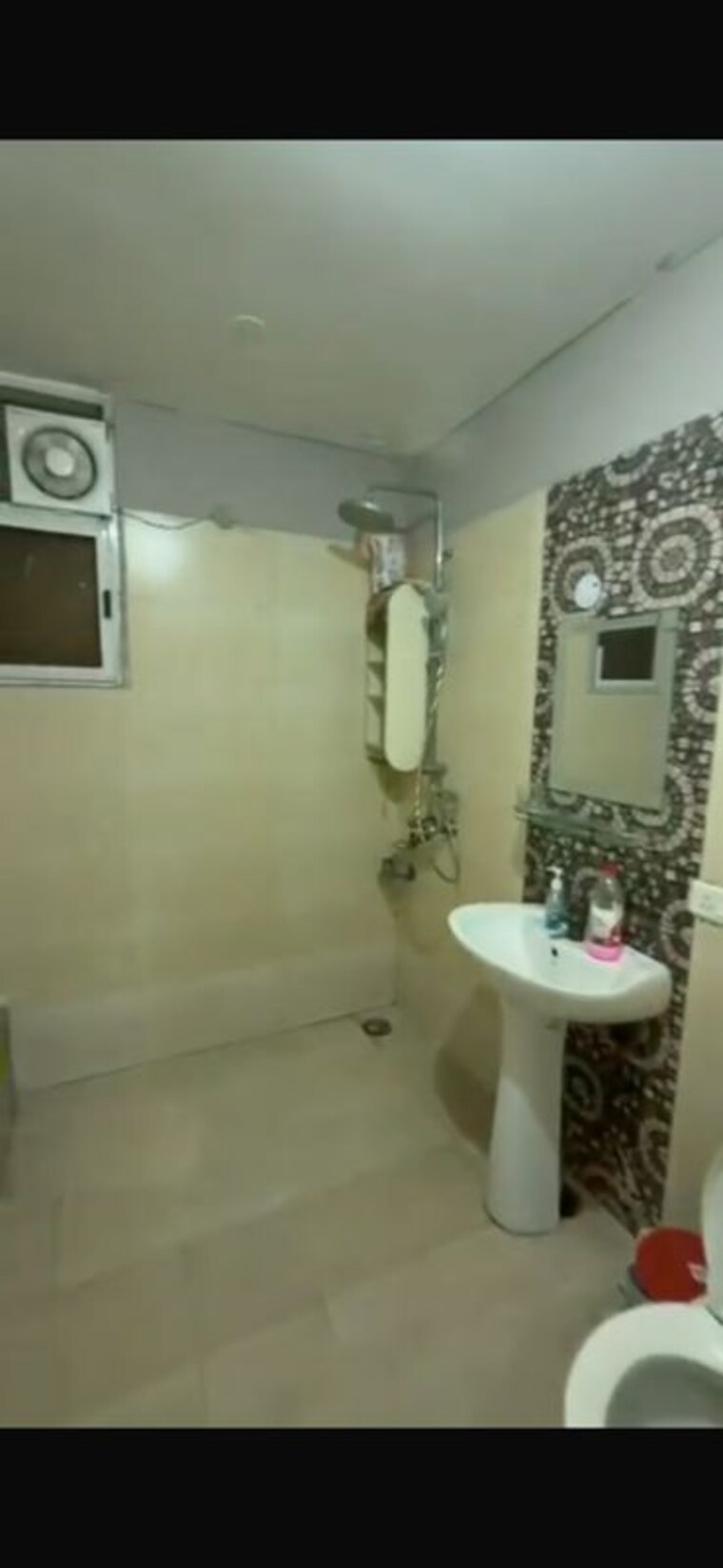 Bathroom, rwa-apartments-sector-92 1 Bedroom 300 Sq.Mt. Independent House In Sector 92 Noida 10565284
