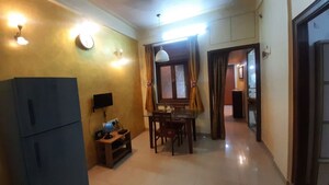 Living Room in 1.5 BHK Apartment at Adarsh Nagar Society, Worli – for Rent