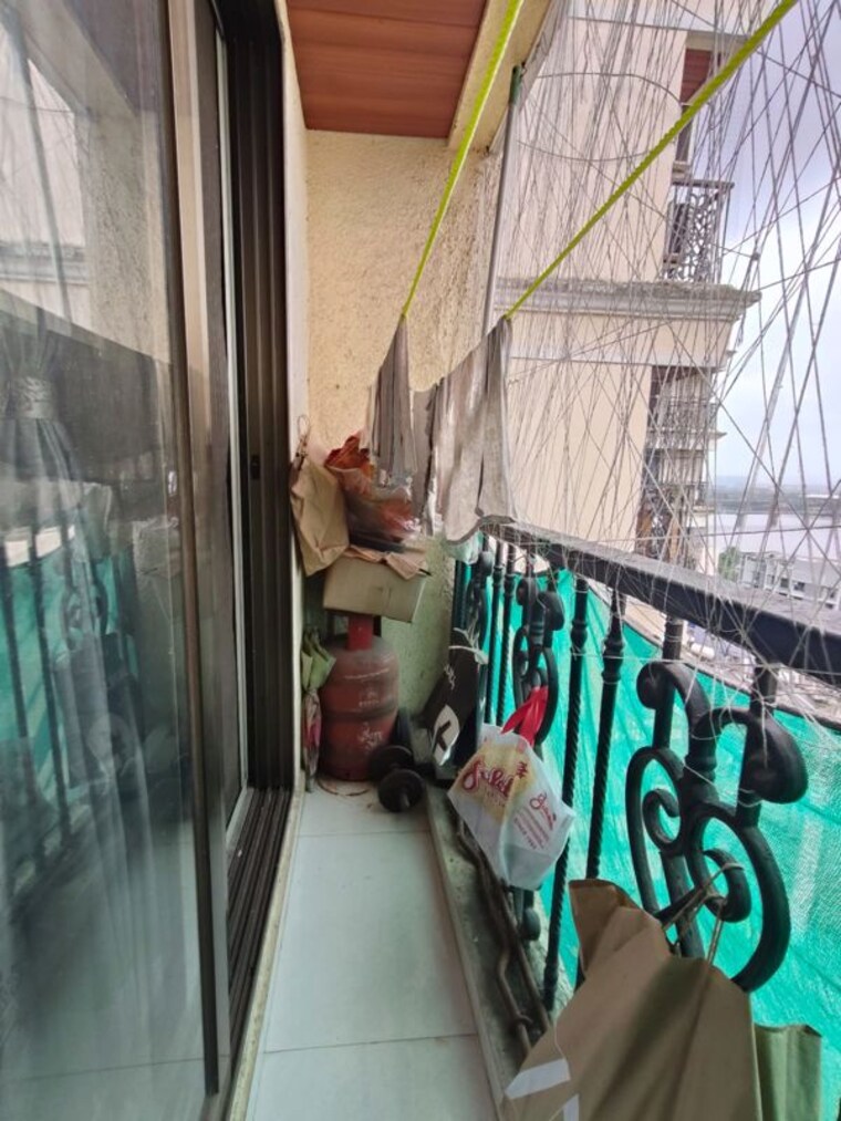 Balcony, mandar-nature-glory 2 Bedroom 980 Sq.Ft. Apartment In Kalwa Thane 10565288