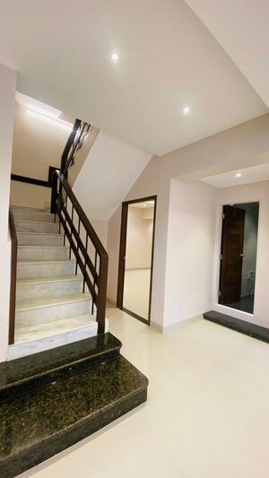 Staircase in 4 BHK Independent House at Juhu Pearl, Juhu – for Sale