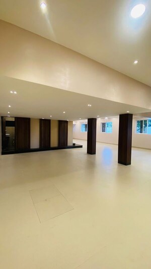Room in 4 BHK Independent House at Juhu Pearl, Juhu – for Sale