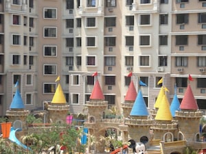 2 BHK Apartment For Sale in Lodha Paradise, Majiwada
