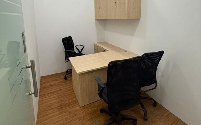 Team Area, lower parel Commercial Office Space 1430 Sq.Ft. In Lower Parel Mumbai 10565310